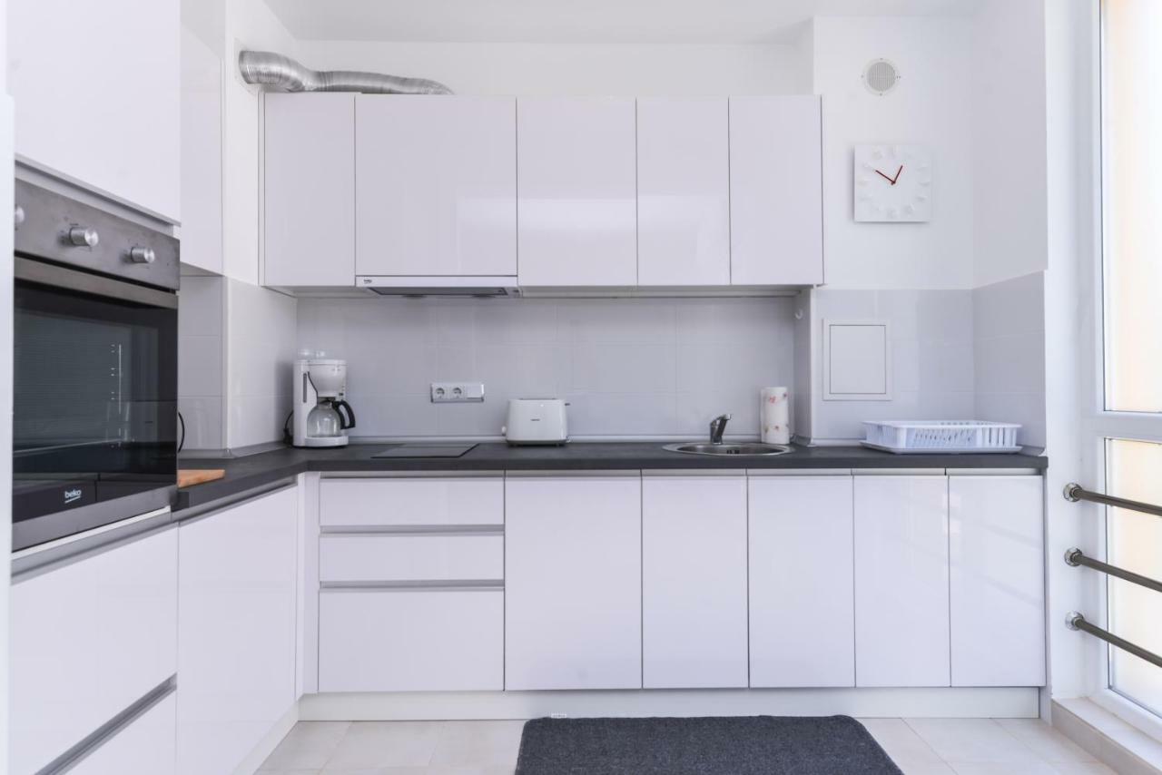 Cinecitta - One Bedroom Lion'S Bridge Apartment Sofia Luaran gambar