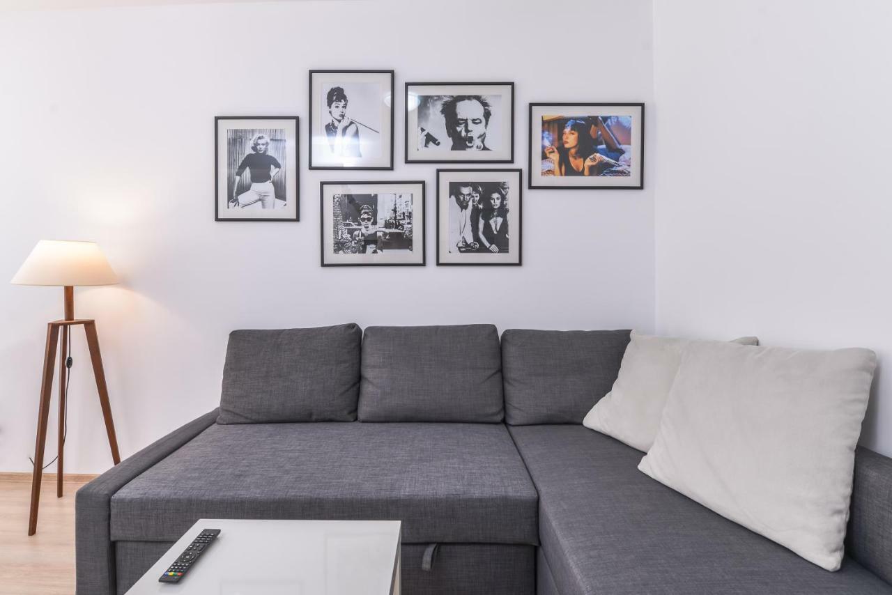 Cinecitta - One Bedroom Lion'S Bridge Apartment Sofia Luaran gambar