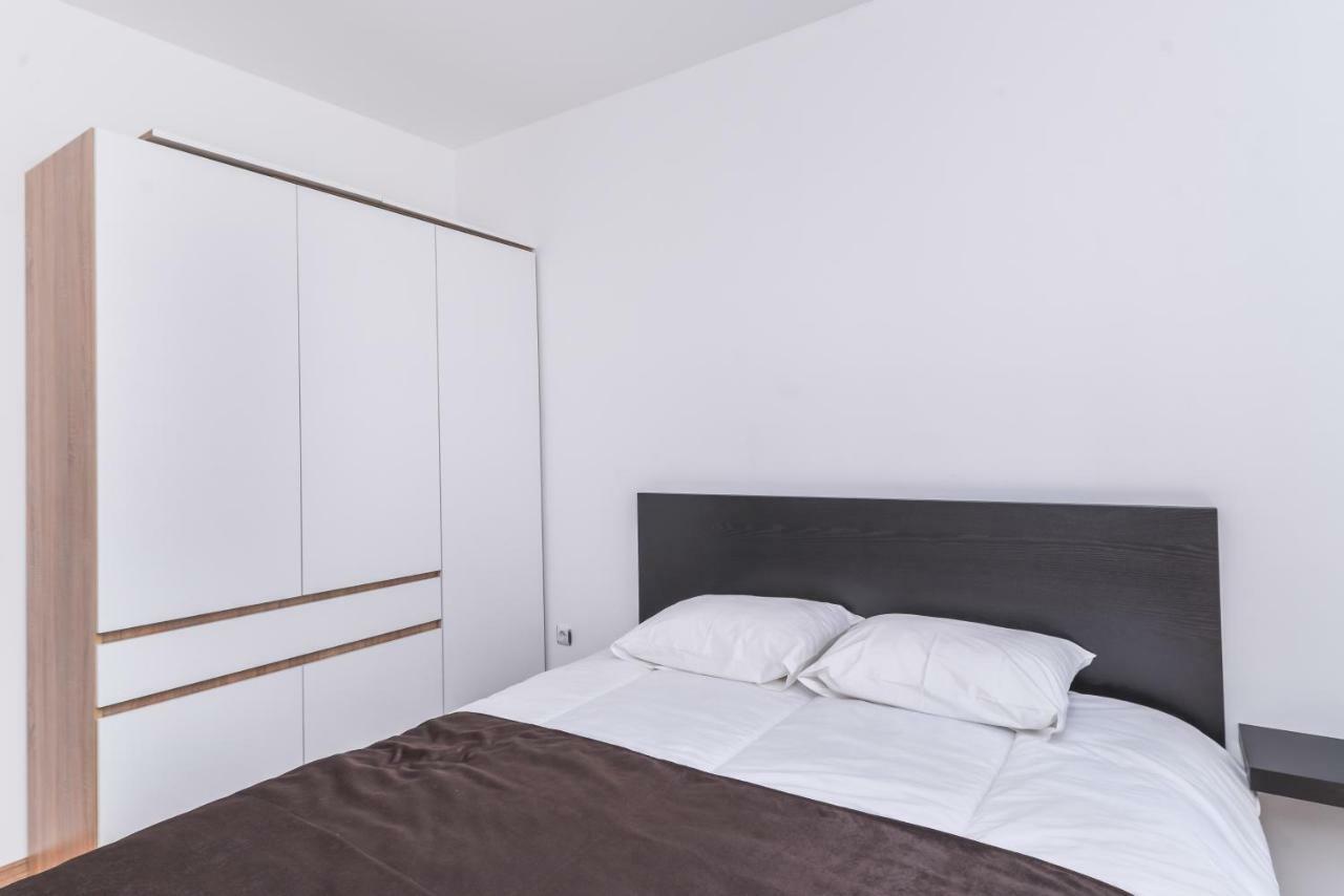 Cinecitta - One Bedroom Lion'S Bridge Apartment Sofia Luaran gambar